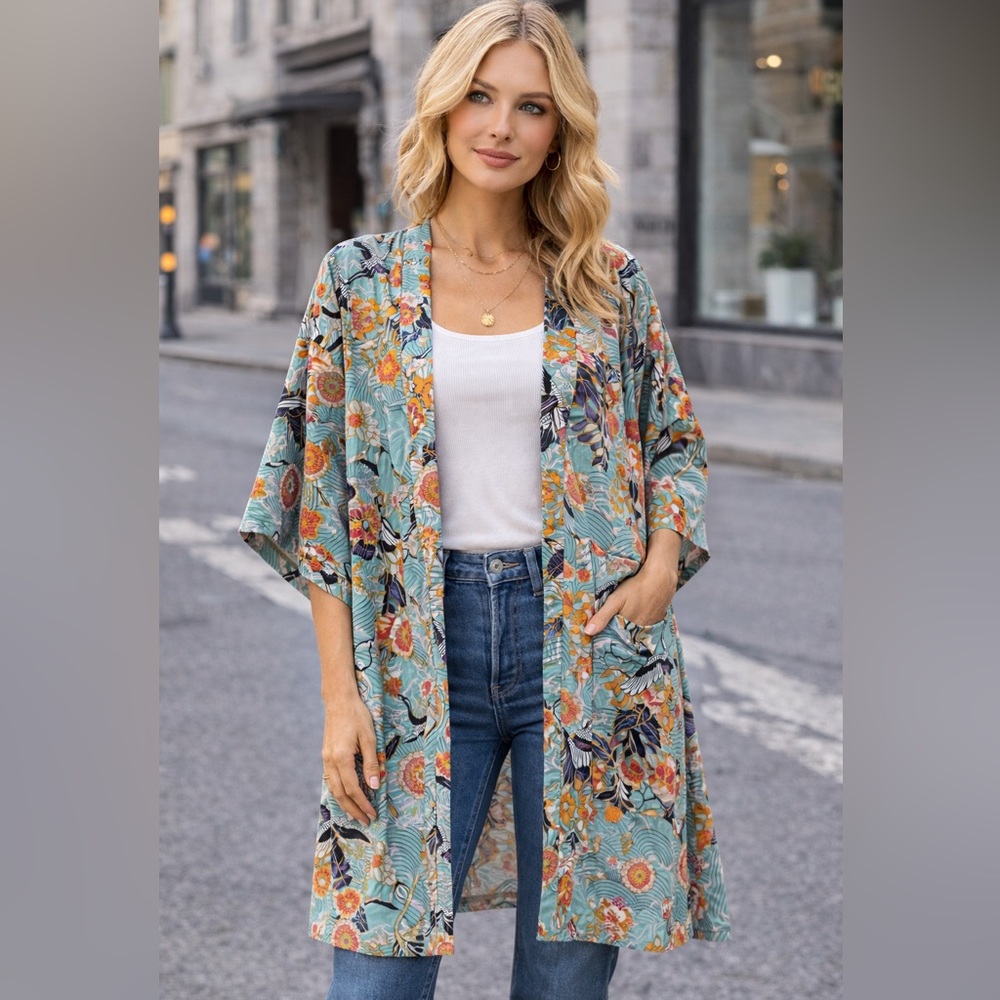 Forever 21 Floral & Crane Kimono Robe – Mint Green – Small